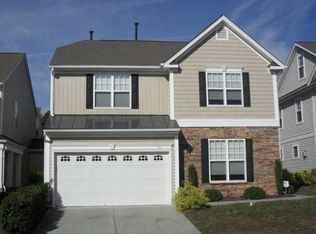 410 Hilltop View St, Cary, NC 27513