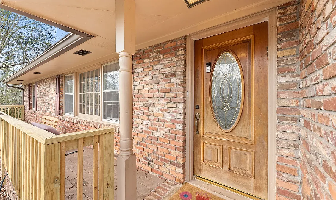 388 Tall Oaks Drive Northeast - 1 — Photo 3