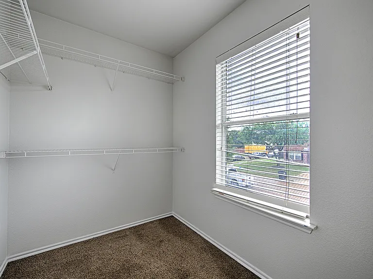 2629 Terrace Dr — Photo 19