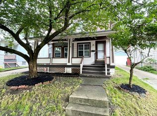 1498 Hopkins Ave, Lakewood, OH