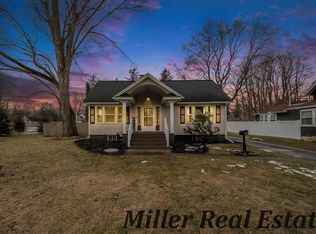 529 N Main St, Wayland, MI 49348