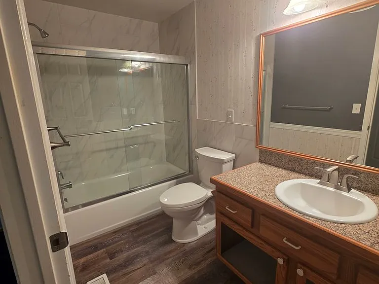 6818 W Desert Ave — Photo 16