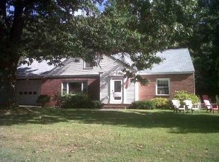 29 Fairview Ln, Hudson Falls, NY 12839