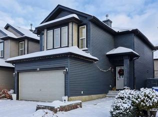 58 W Bridlecrest Rd SW, Calgary, AB T2Y5J2