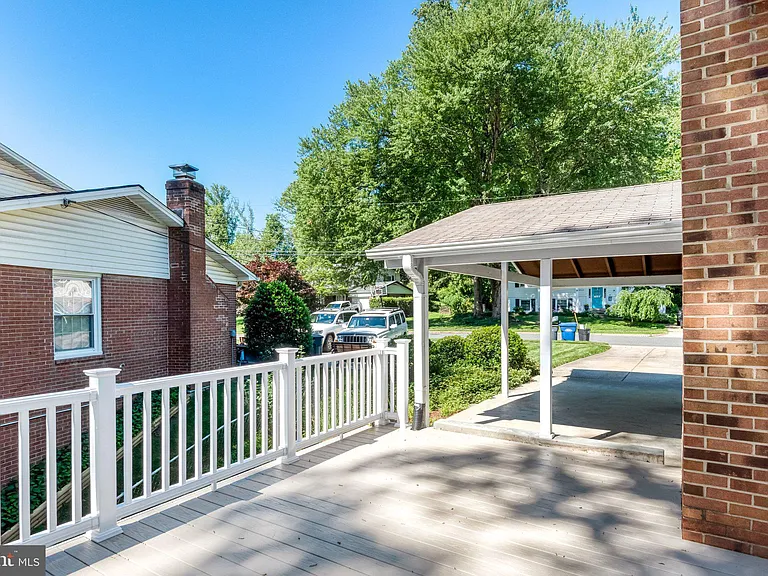 5019 Fleming Dr — Photo 39
