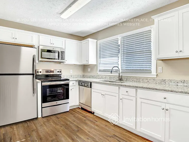 4286 Newton Cir — Photo 10