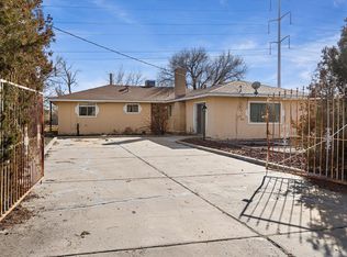 2608 Metzgar Rd SW, Albuquerque, NM 87105