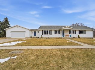 1103 W 8th St, Boone, IA 50036