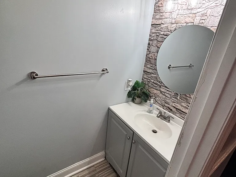 303 Leisure Lake Dr — Photo 9