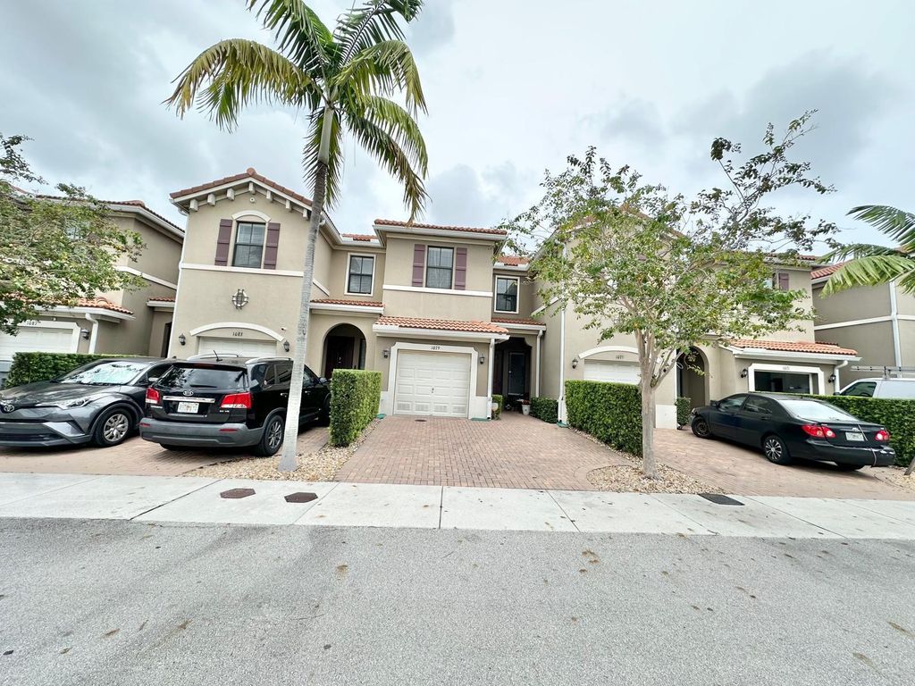1079 NW 33rd Manor, photo 3