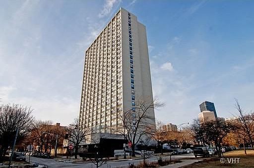 1st image of 5100 N Marine Dr APT 4E
