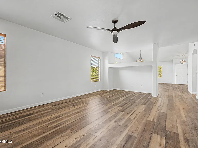 16148 N 157th Dr — Photo 13