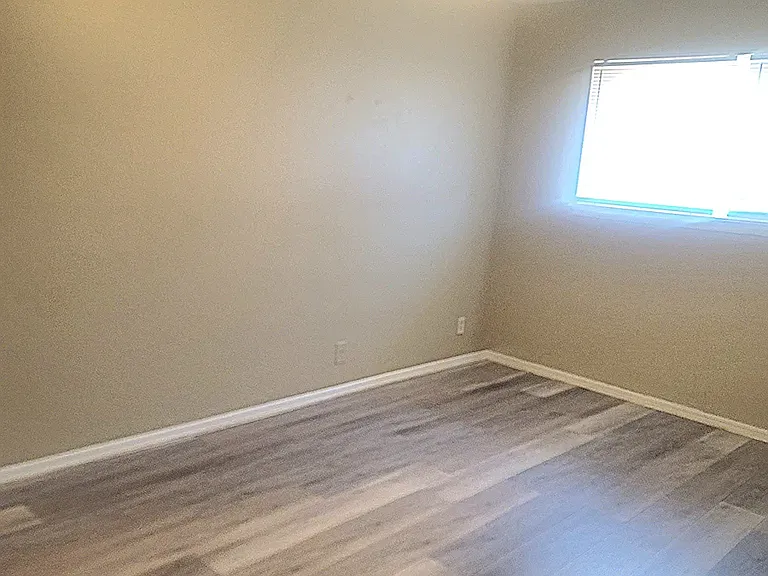 3630 N Villa Ave #4 — Photo 3