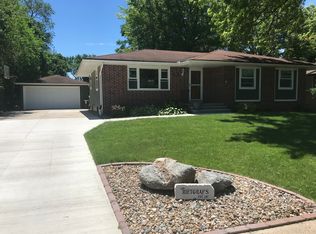 527 Preston Dr, Huxley, IA 50124