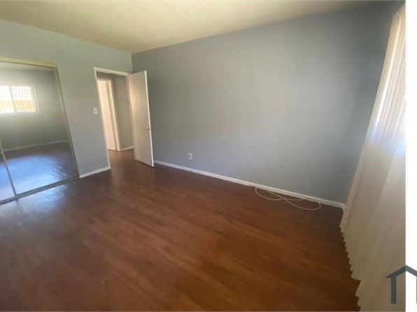 853 Glenway Dr #2