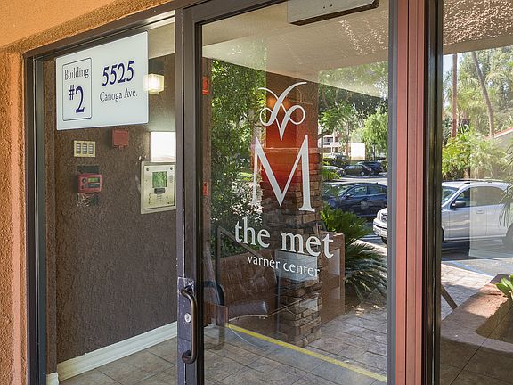 2nd image of 5525 Canoga Ave APT 306