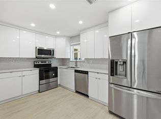 11939 SW 218th St #1, Miami, FL 33170