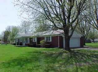 2241 E Raintree Dr, New Castle, IN 47362