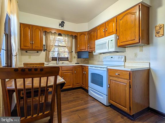 5th image of 336 Upper Snake Spring Rd