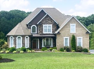 128 Caleb Ct, Evington, VA 24550