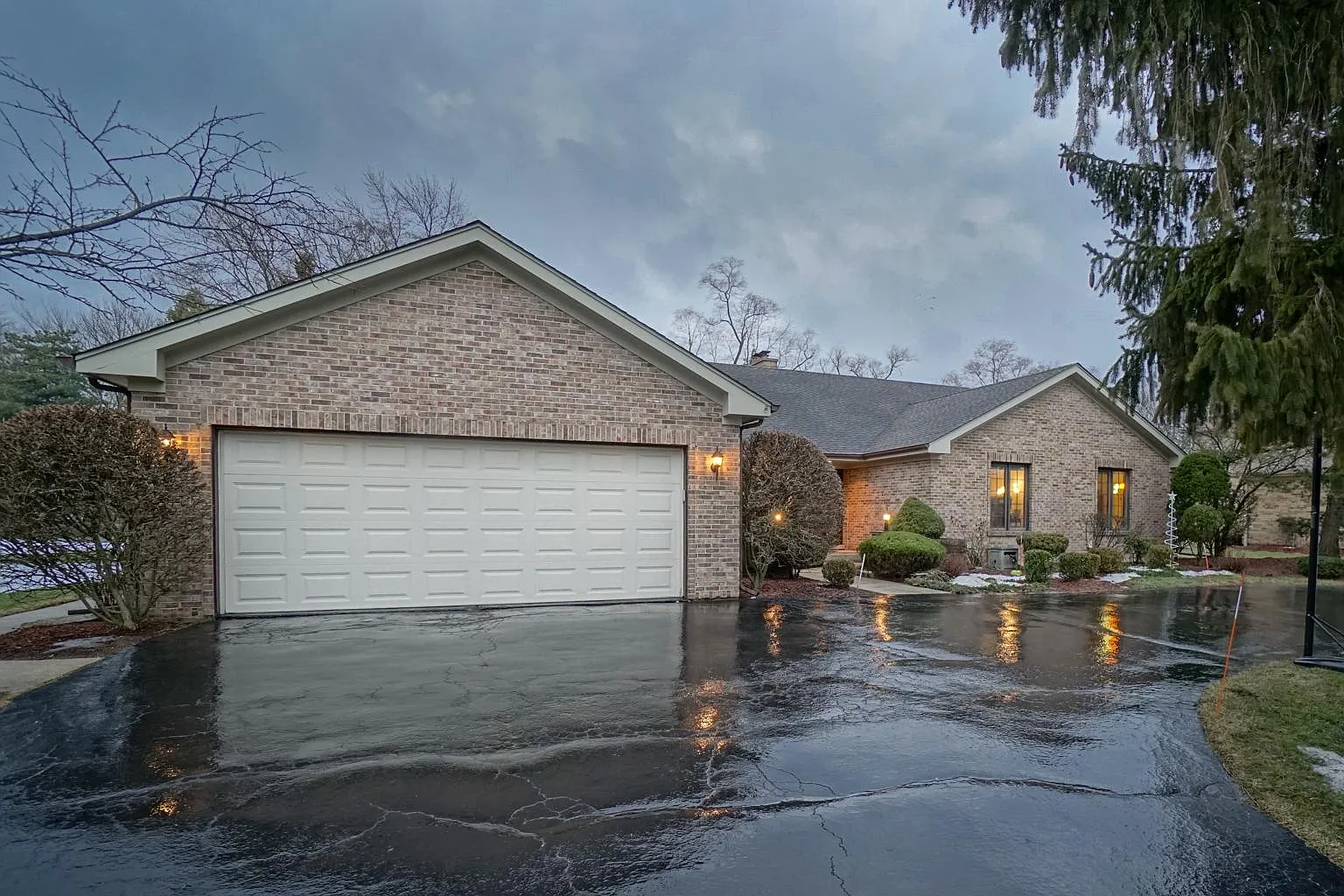 501 Claire Ln photo 1