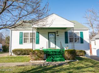 1221 Hess Ln, Louisville, KY 40217