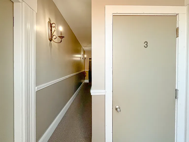 156 Danforth St #3 — Photo 4