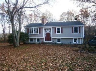 370 Bedford St, Lakeville, MA 02347