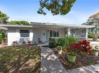 3189 Pine Tree Ave, Largo, FL 33771