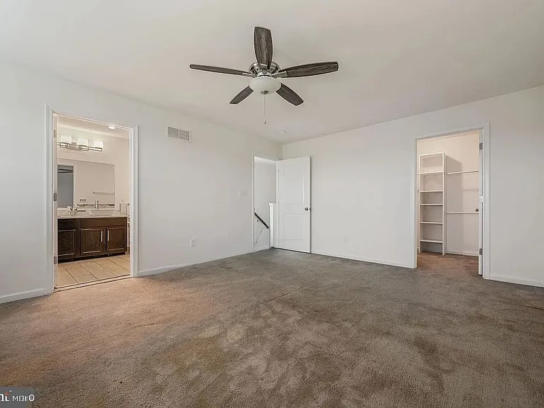 1340 Carrick Ct — Photo 21