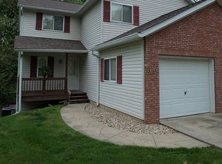 1075 Forest View Dr S, Ellettsville, IN 47429