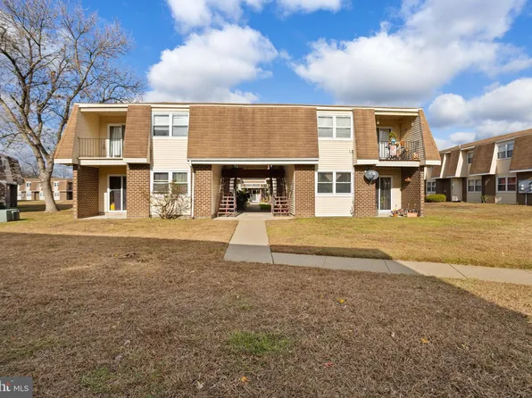 4-2 Florence Tollgate Pl, Florence, NJ 08518