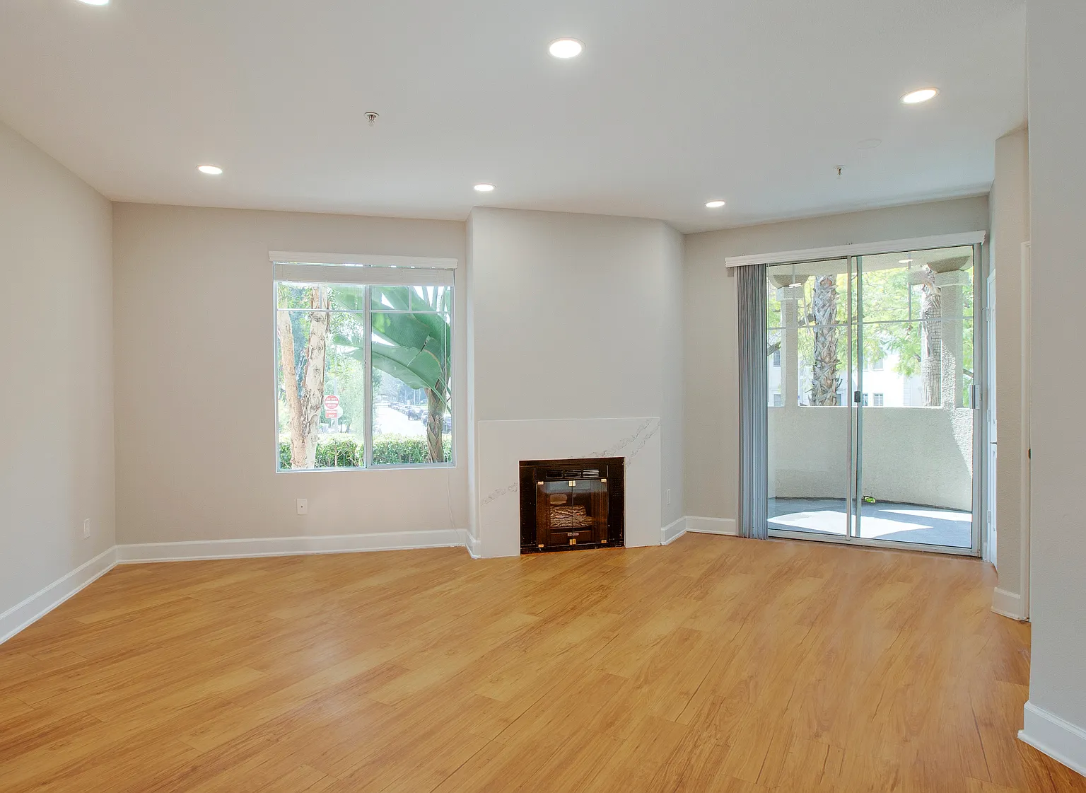 5550 W 6th St — Photo 4