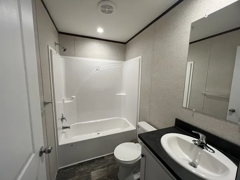607 W Elm Ave #171 — Photo 2