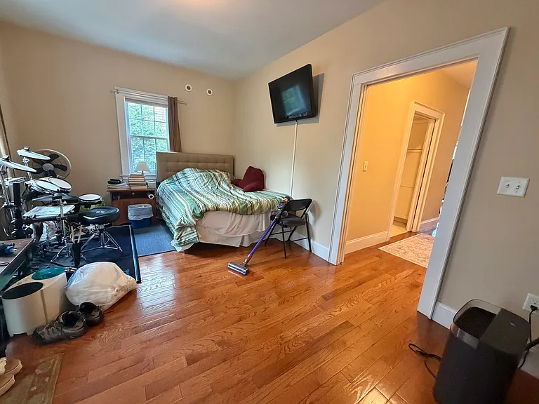 39 Highland Ave #R — Photo 14