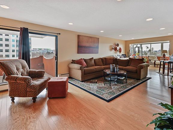 5th image of 3131 E Alameda Ave Unit 405