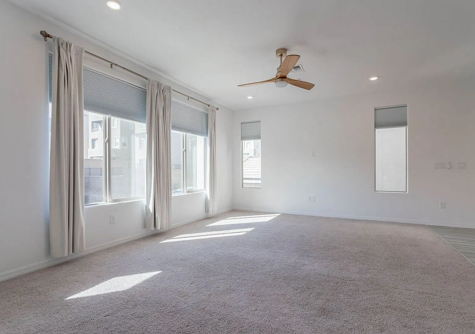 11568 Midnight Melody Avenue, Las Vegas, NV 89138 — Photo 4