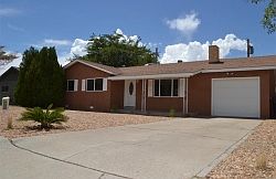 1st image of 2917 Cuervo Dr NE