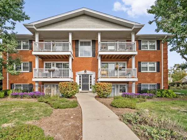 0S600 Old York Rd APT 201, Elmhurst, IL 60126
