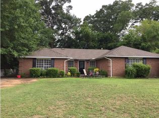 3710 Woodhill Rd, Montgomery, AL 36109