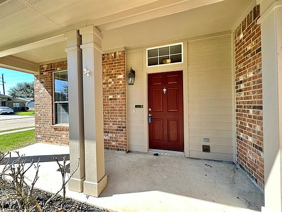 5th image of 7403 Bering Landing Dr