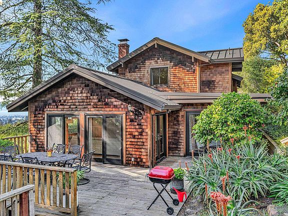 3rd image of 641 Alvarado Rd