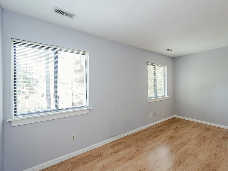 1951 Airy Cir — Photo 24