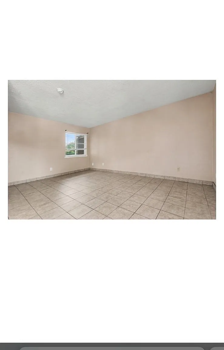 2 bed, 1000 sqft, $1,700 — Photo 1