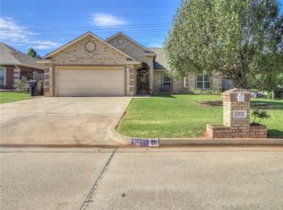 12032 NW 6th St, Yukon, OK 73099
