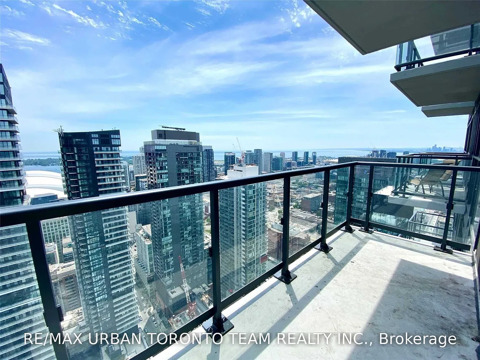 Noir Residences | 87 Peter — Photo 3