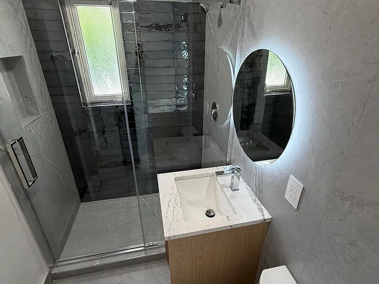 204 S Seacrest Cir — Photo 21