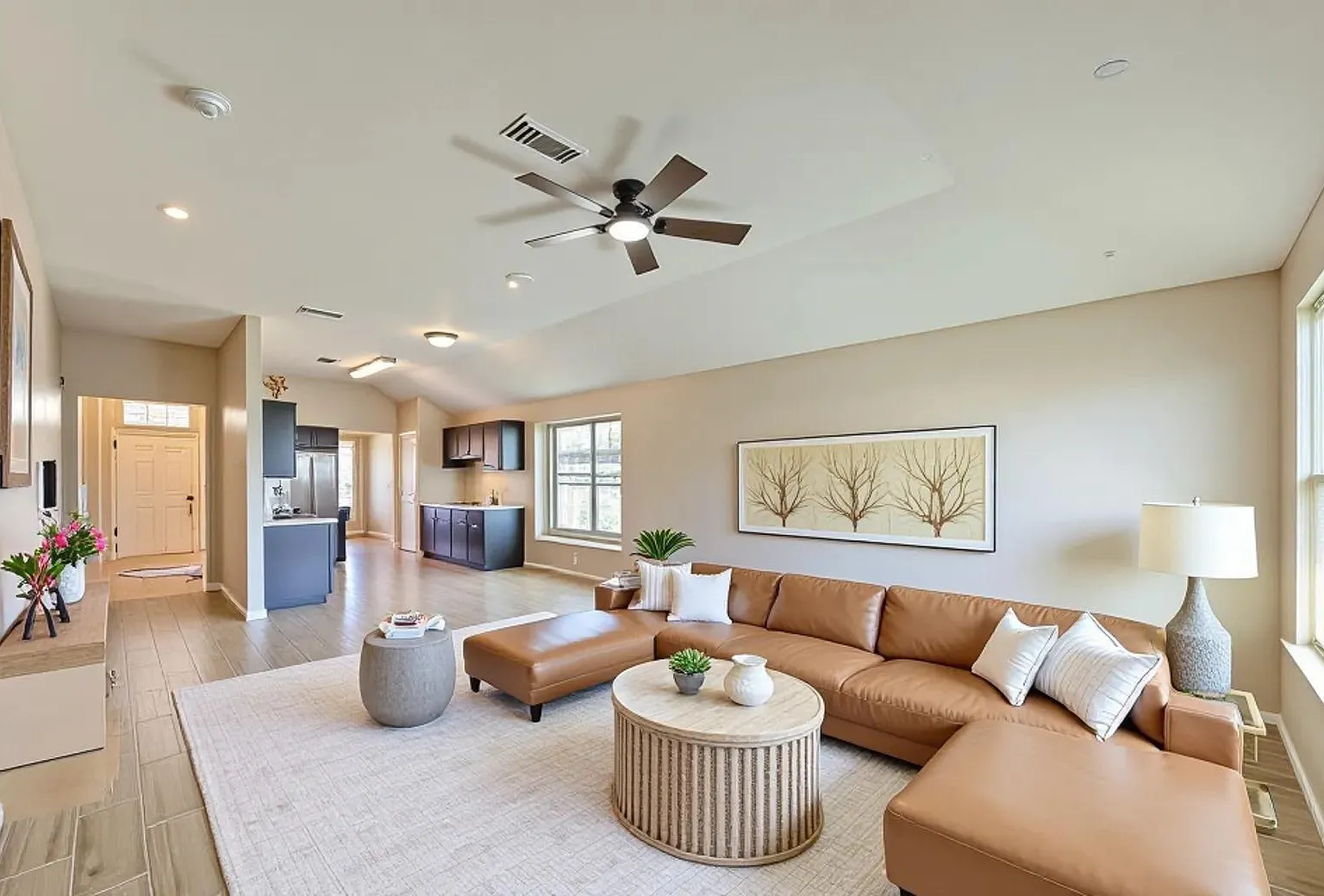 3 bed, 2.0 bath, 1513 sqft, $1,825 — Photo 1