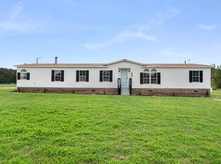 2048 Towncrier Dr, Kinston, NC 28504