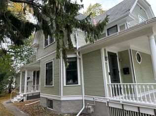 125 S Garfield Ave, Pt Washington, WI 53074